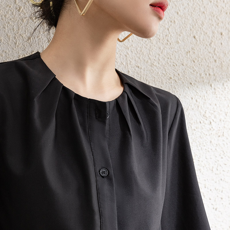 設計感純色圓領燈籠袖襯衫