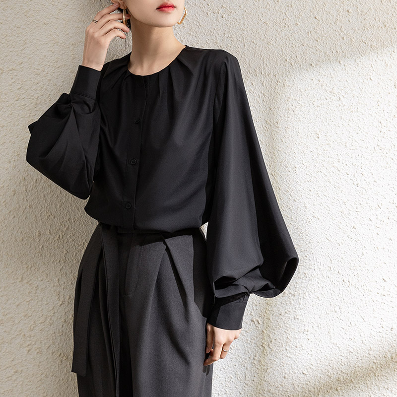 設計感純色圓領燈籠袖襯衫