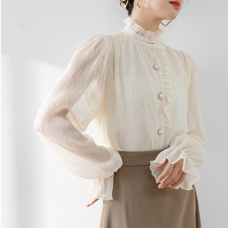 宮廷風木耳立領蕾絲喇叭袖襯衫
