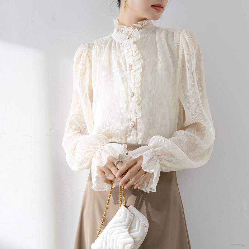 宮廷風木耳立領蕾絲喇叭袖襯衫