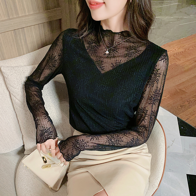 修身百搭蕾絲長袖打底衫