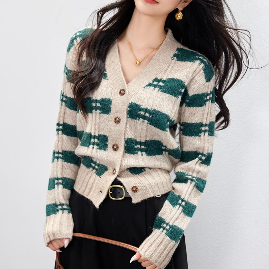 早秋格子條紋V領針織開襟衫