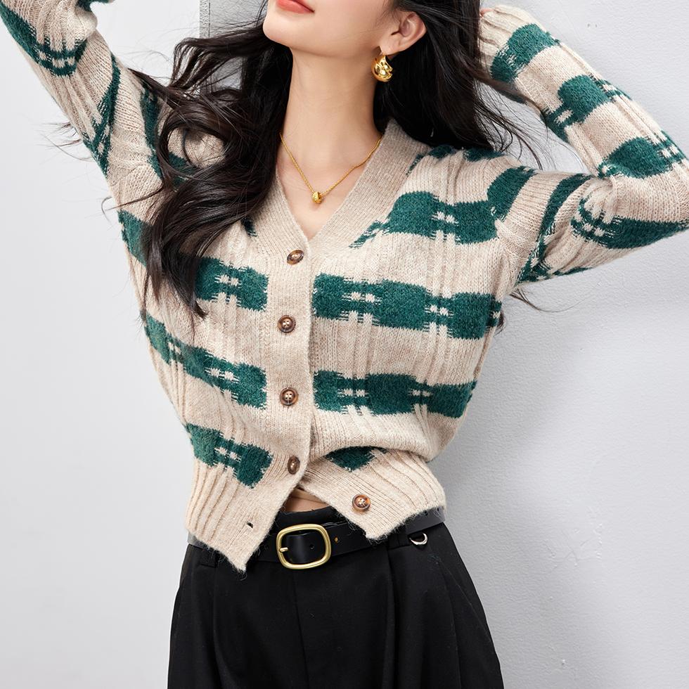 早秋格子條紋V領針織開襟衫