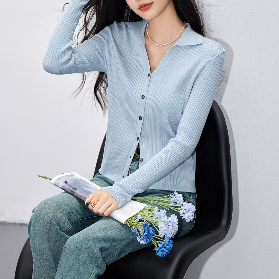 法式針織修身薄內搭V領打底衫