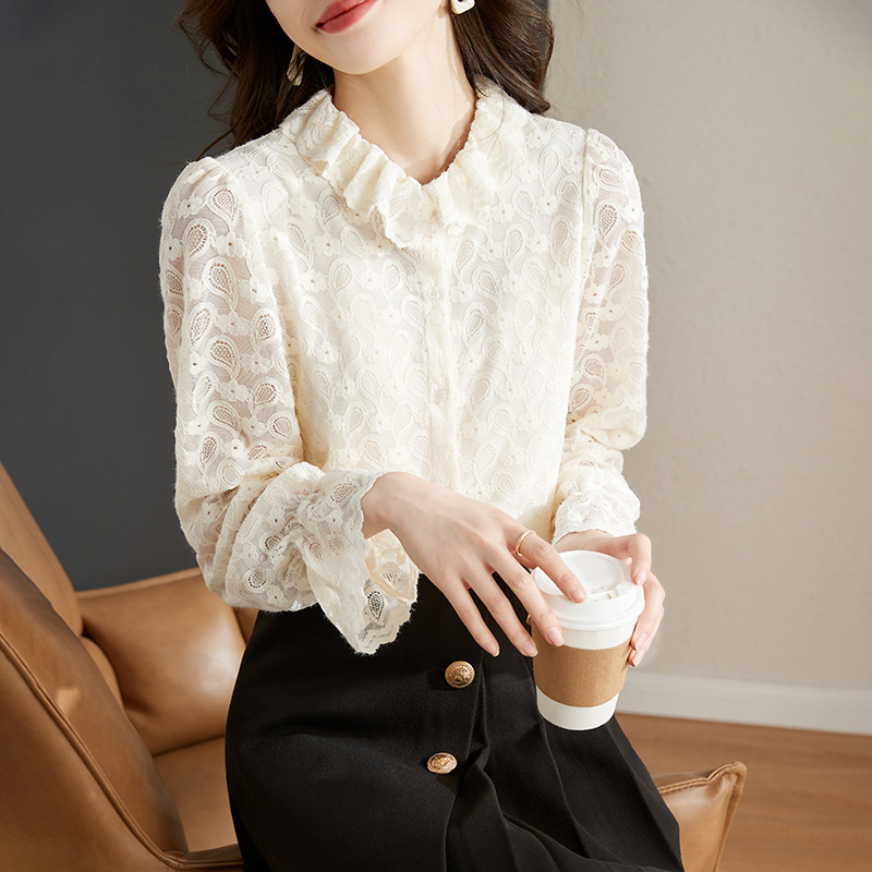復古別緻蕾絲喇叭袖襯衫