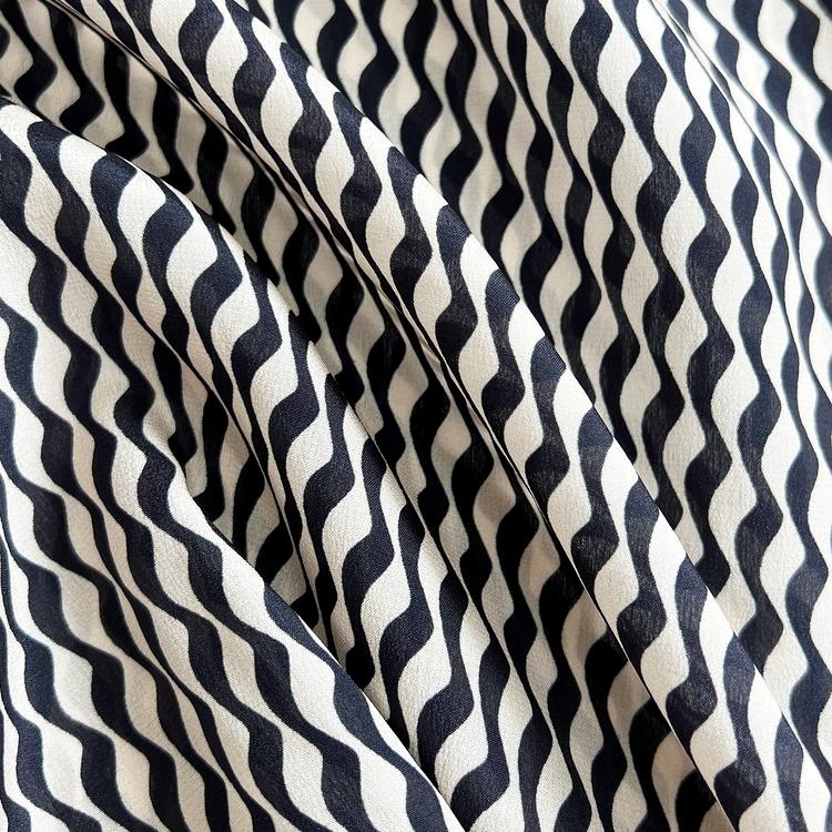 氣質立領波浪條紋襯衫