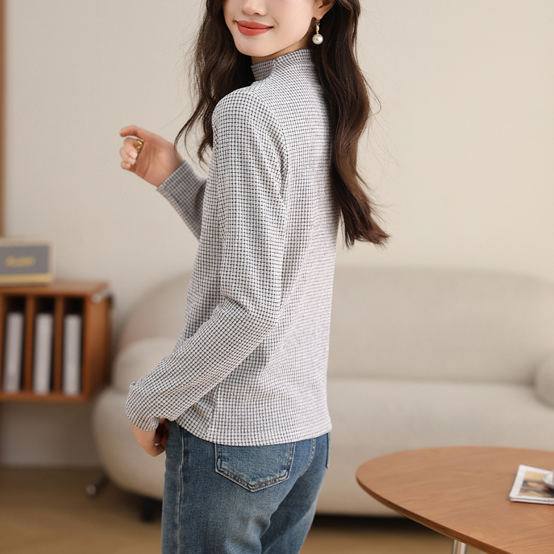 簡約基本質感長袖半高領打底衫