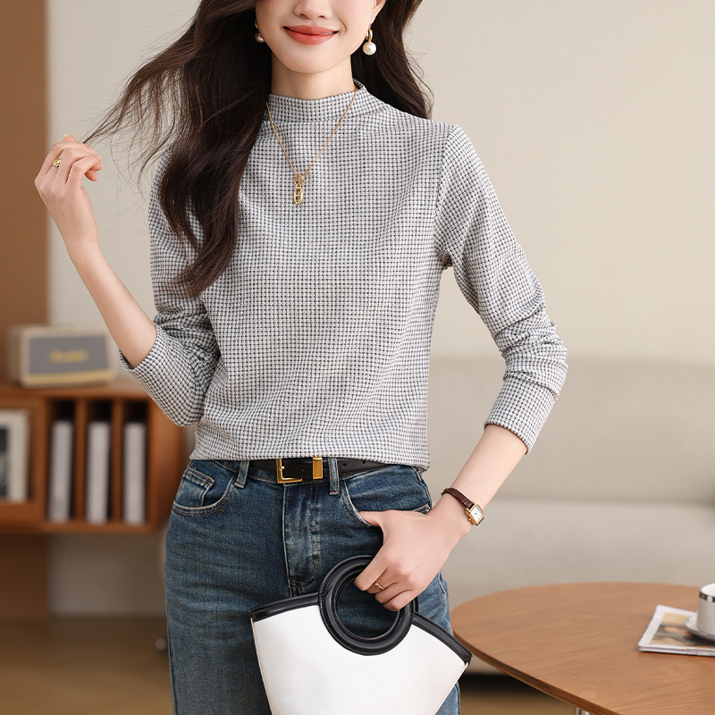 簡約基本質感長袖半高領打底衫