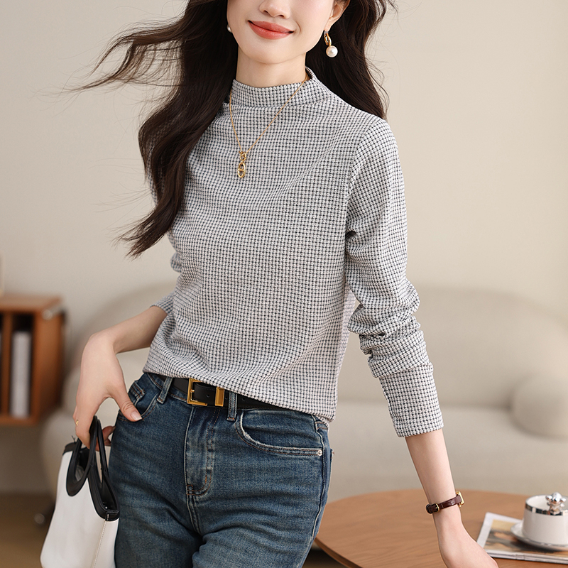 簡約基本質感長袖半高領打底衫