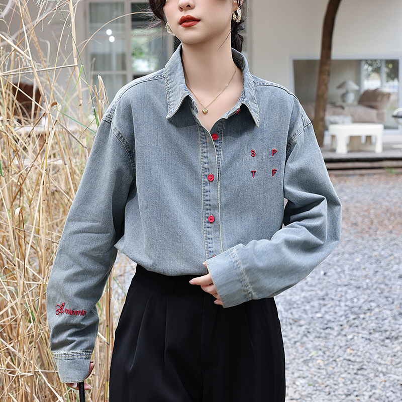 韓系牛仔疊穿字母刺繡襯衫