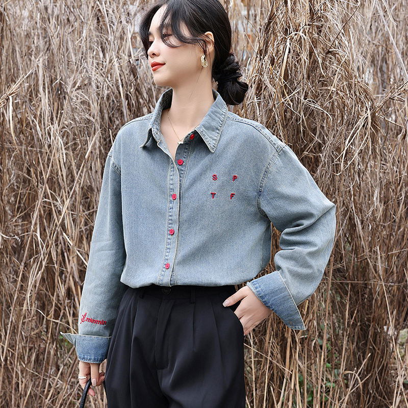 韓系牛仔疊穿字母刺繡襯衫
