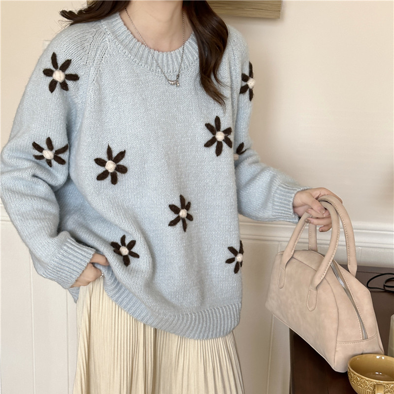 韓系慵懶風手工花朵刺繡套頭毛衣