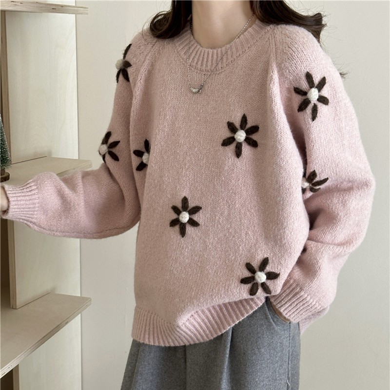 韓系慵懶風手工花朵刺繡套頭毛衣