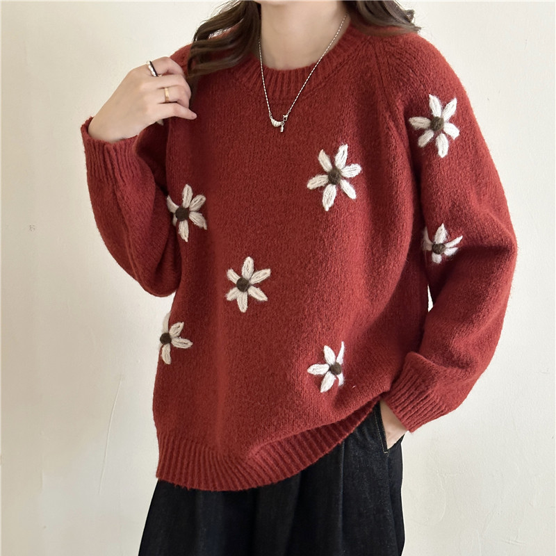 韓系慵懶風手工花朵刺繡套頭毛衣