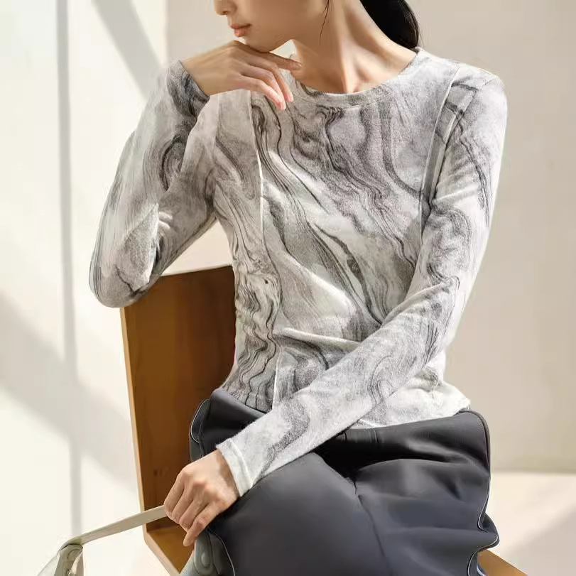 氣質熔岩漸層圓領修身打底衫