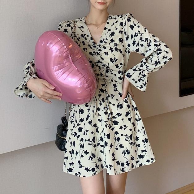 韓版抽繩碎花V領長袖連身裙