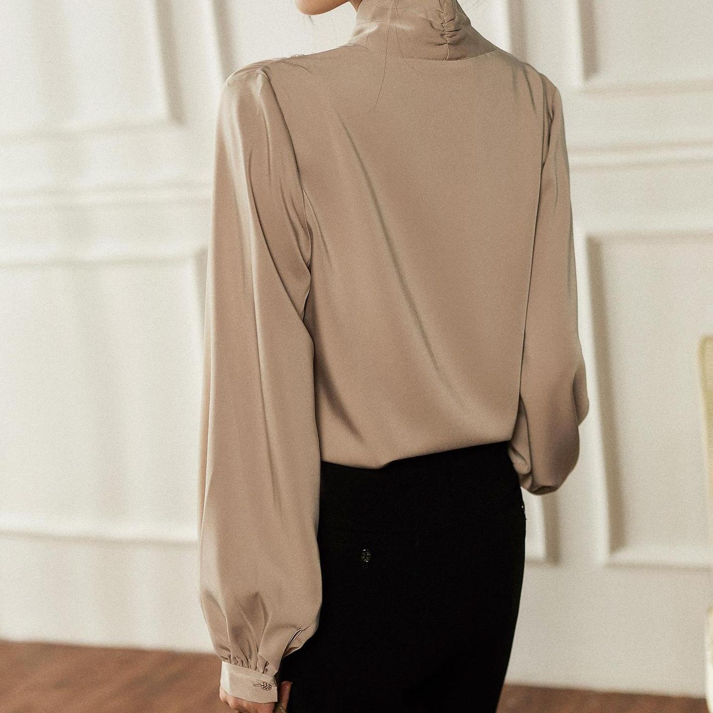 通勤V領鑲鑽雙排扣壓褶襯衫