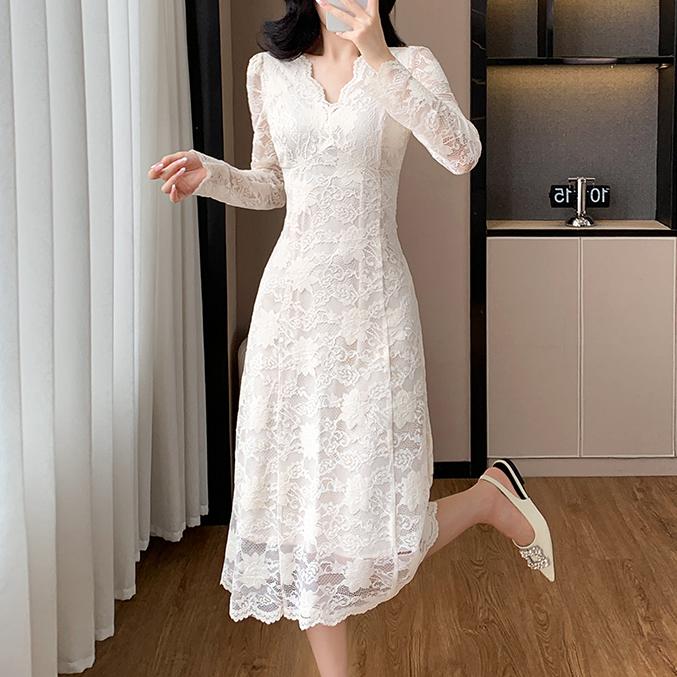 甜美純色蕾絲V領連身裙