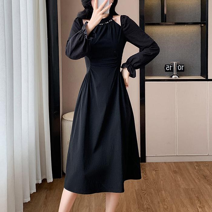 氣質露肩掛脖收腰褶皺a字洋裝