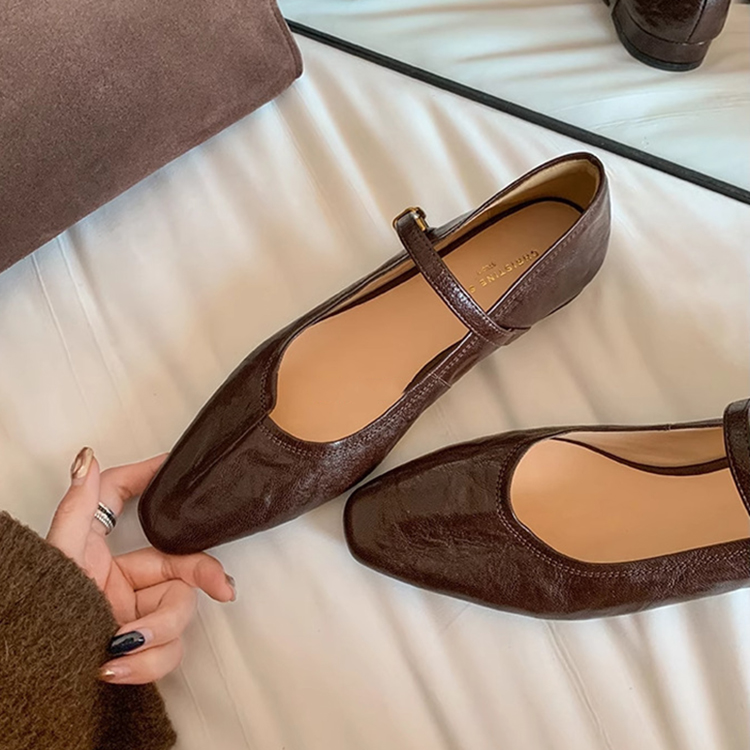 優雅褶皺一字帶平底瑪莉珍鞋