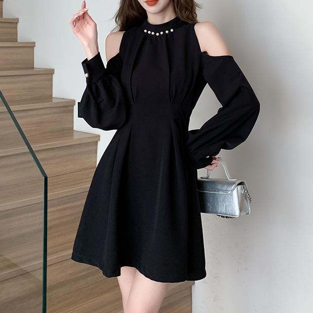 赫本風掛脖露肩收腰長袖洋裝