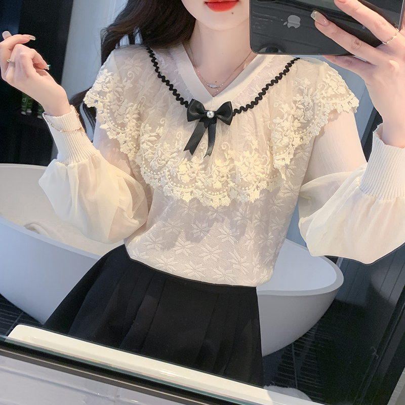 甜美蝴蝶結V領蕾絲襯衫