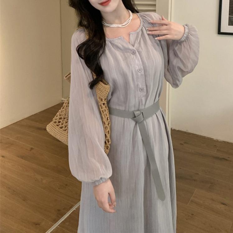 法式純色小V領長袖連身裙