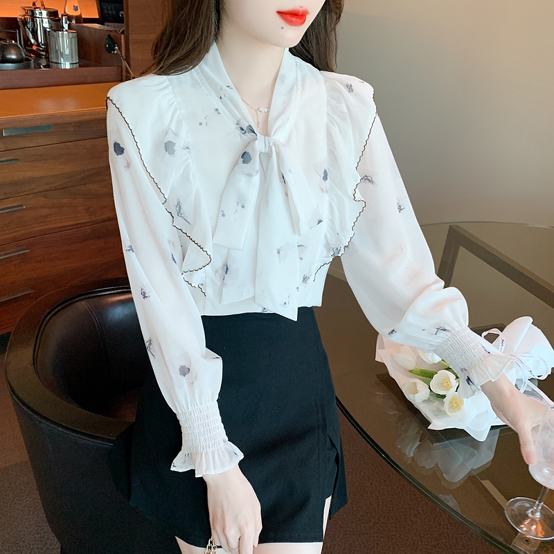 百搭減齡喇叭袖繫帶領雪紡襯衫