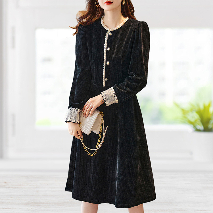 優雅氣質蕾絲拼接燈芯絨連身裙