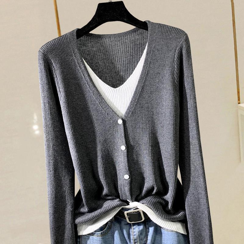 v領羊毛毧假兩件氣質打底衫