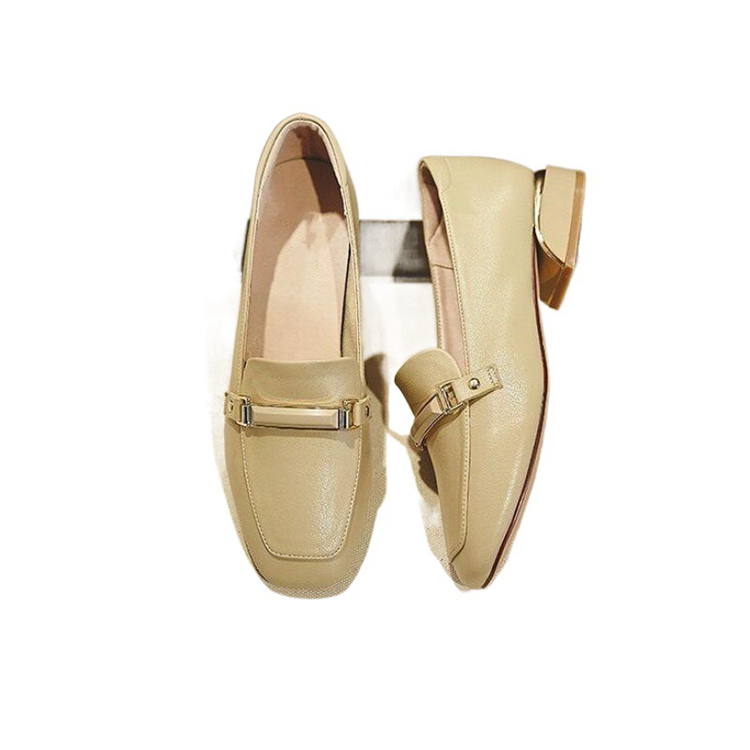 春秋新款低跟百搭小皮鞋