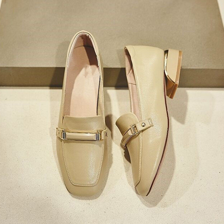 春秋新款低跟百搭小皮鞋