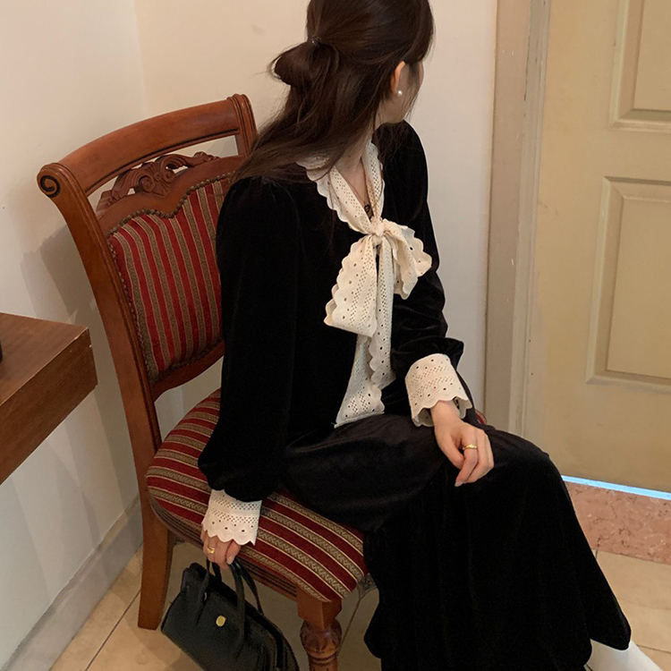 秋季復古鉤花絲絨顯瘦連身裙