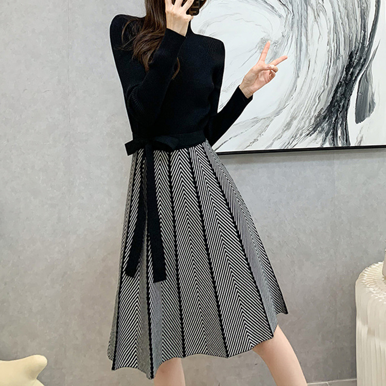 秋冬韓版百搭簡約中長款高腰小黑裙