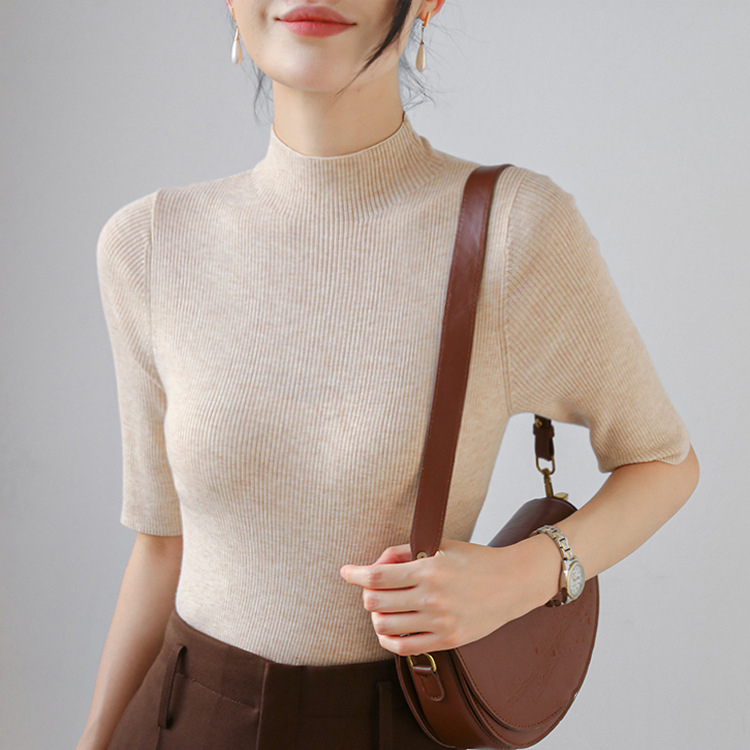 女士細坑條半高領綿羊毛中袖針織衫
