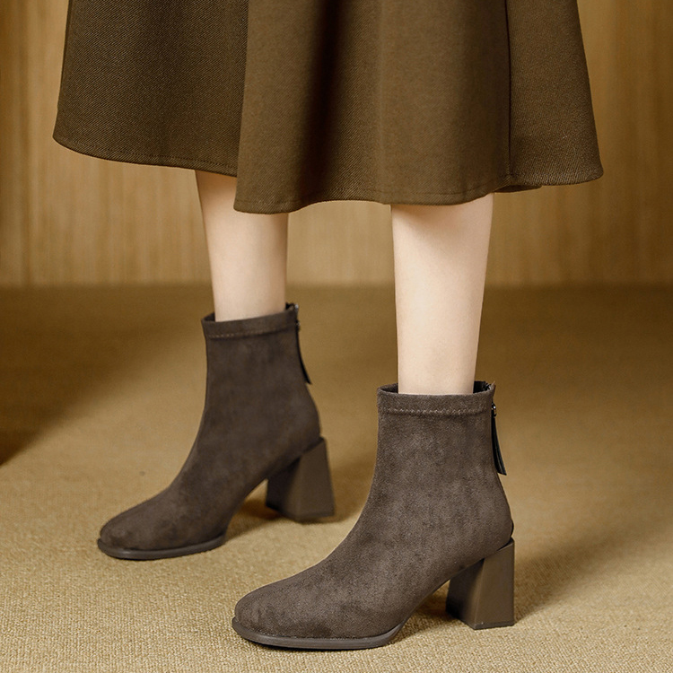 秋冬新款方頭粗跟顯瘦絨面短靴