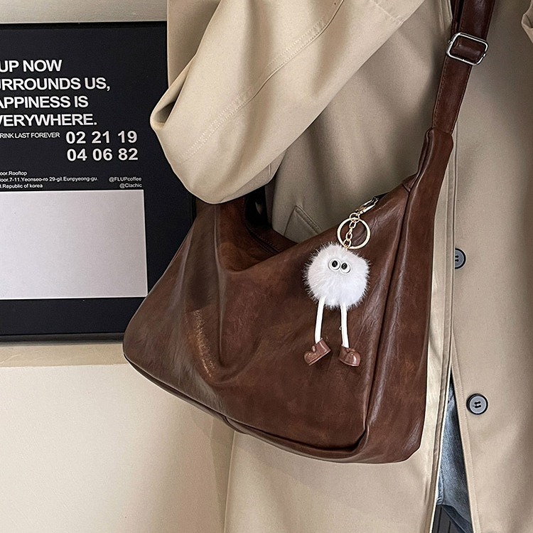 秋冬大容量百搭單肩斜背包