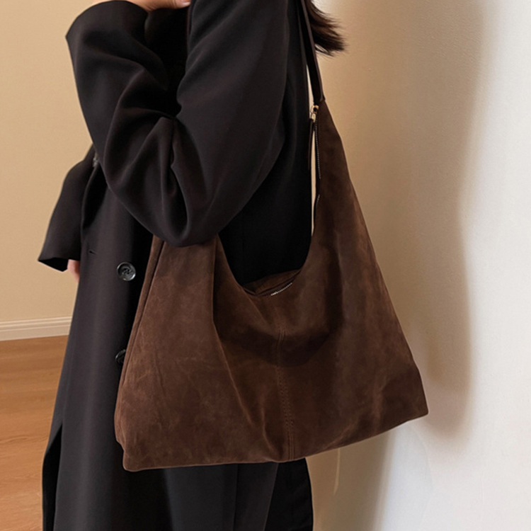 秋冬新款潮流大容量托特包