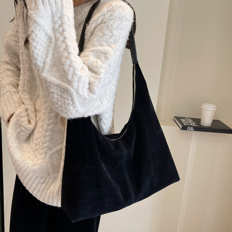 秋冬新款潮流大容量托特包