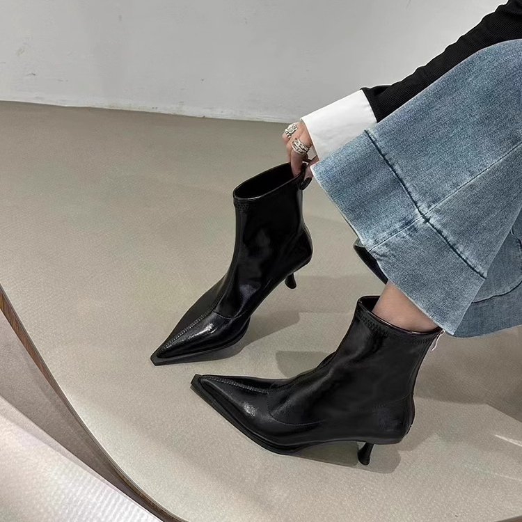 秋冬新款百搭簡約高跟短靴