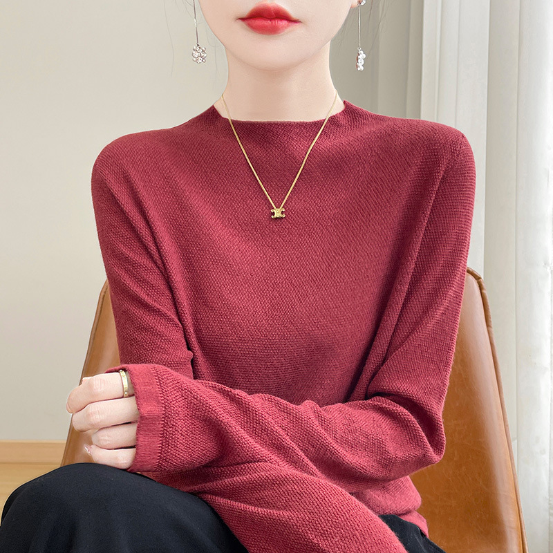 時尚精仿半高領薄款針織衫