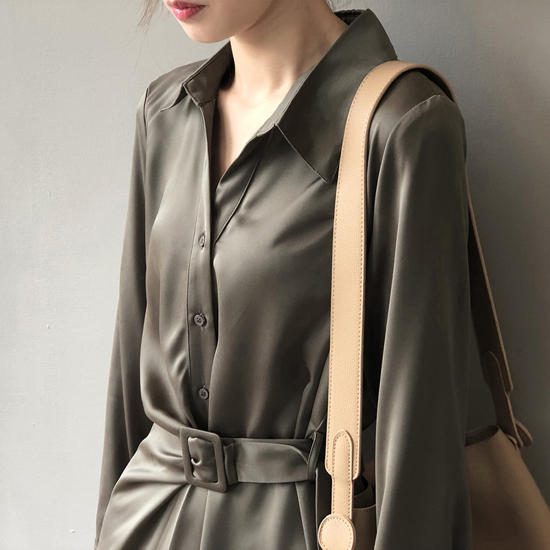 高端設計感緞面襯衣長袖連衣裙