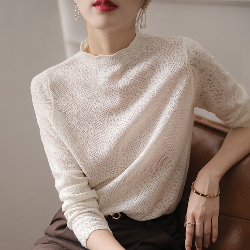 春季提花鏤空時尚寬鬆圓領打底衫