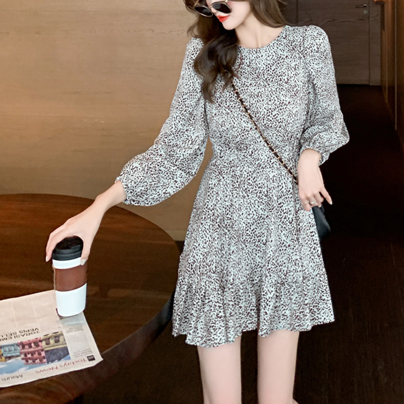 高級感法式收腰甜美初戀裙子