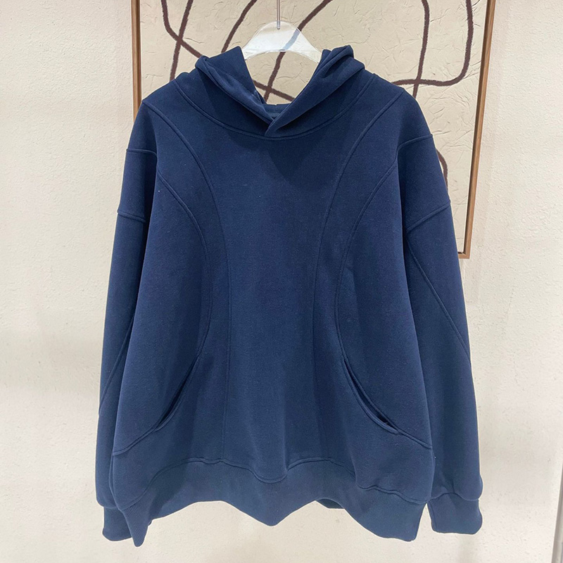 日系寬鬆慵懶風LULU括弧圓領衛衣