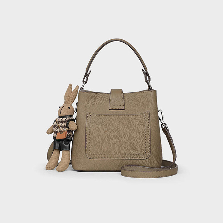 時尚休閑大容量斜挎水桶包