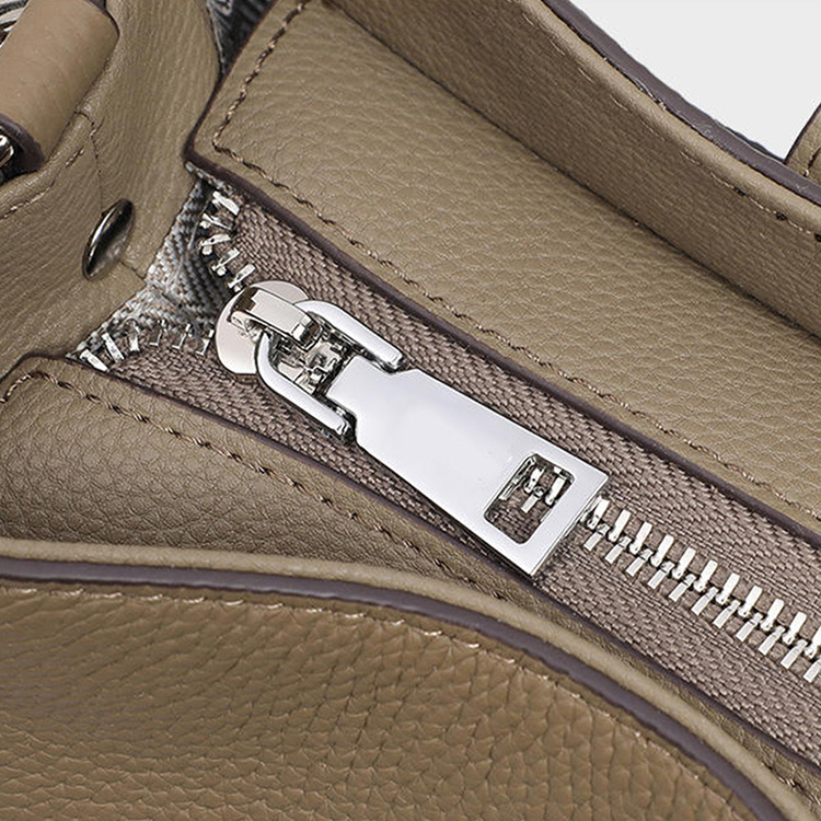 時尚休閑大容量斜挎水桶包