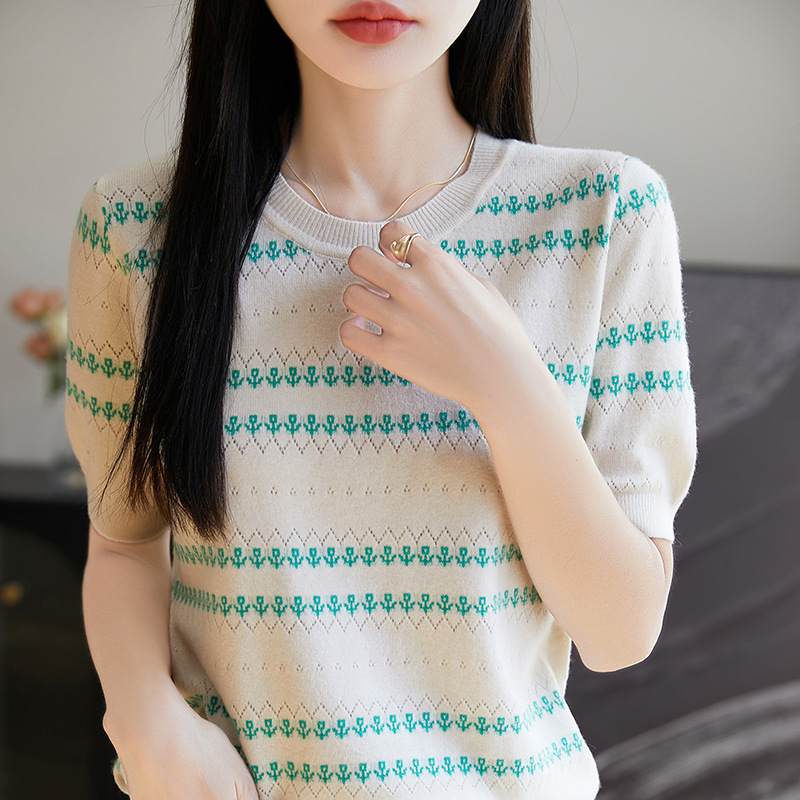 韓版鏤空圓領條提花紋針織短袖