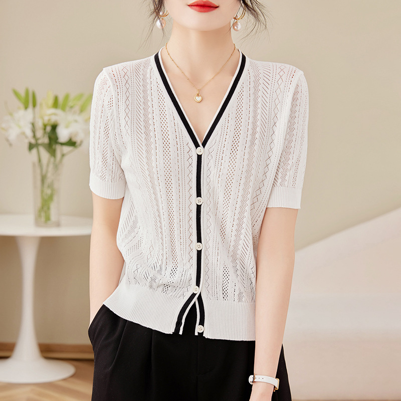 v領小香風拼色針織鏤空短袖小個子上衣