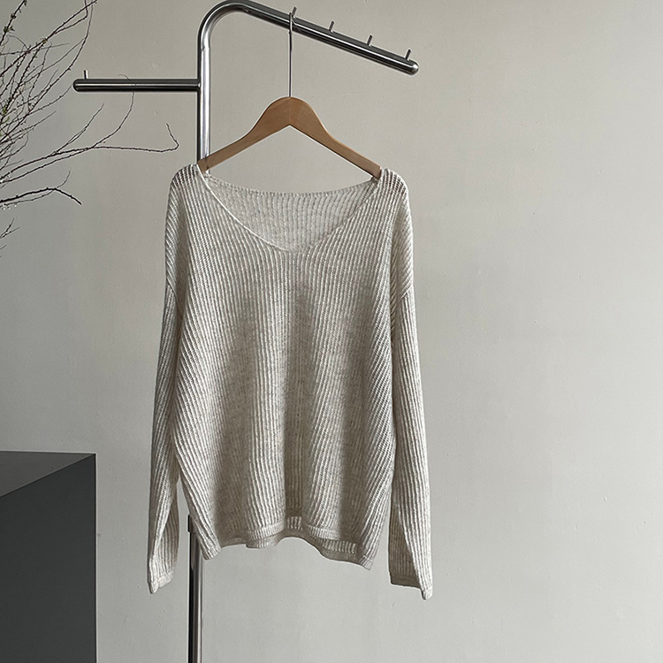 法式慵懶隨性純色鏤空V領針織罩衫